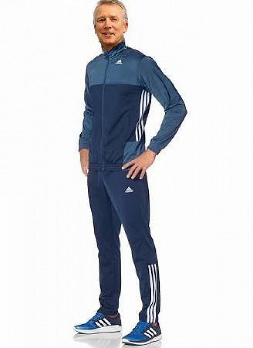Nieuwe uniformen voor Theo - Foto: Eigen geleverde foto