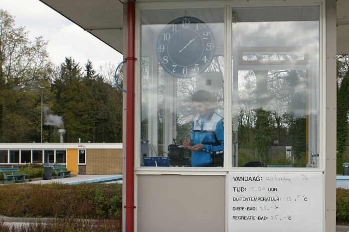 In Dalfsen is zwemseizoen 2017 geopend - Foto: Paul Scholten