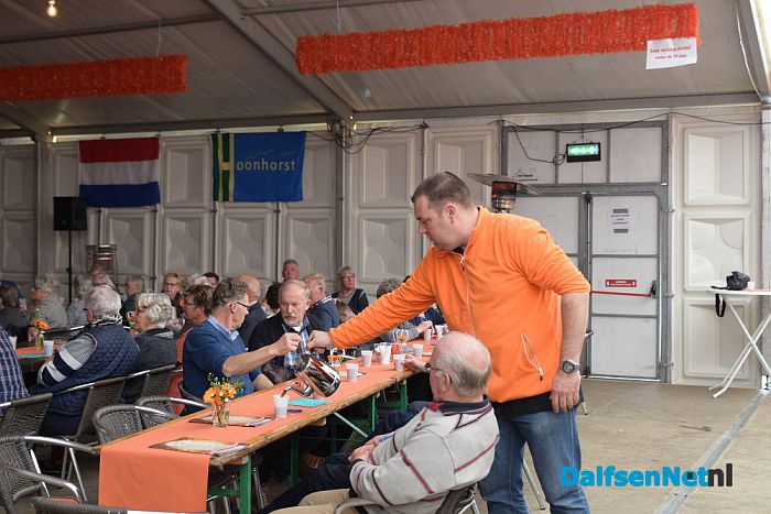 50 + middag Oranjevereniging Hoonhorst - Foto: Johan Bokma