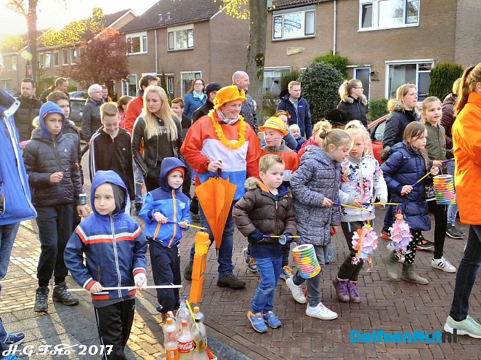 Lampionnen optocht Oudleusen - Foto: H.G. Foto