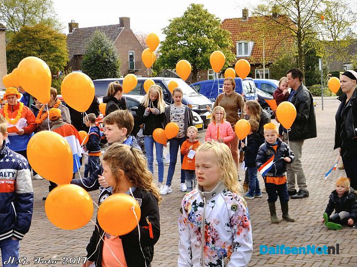 Dorpsontbijt & aubade weer druk bezocht. (foto update) - Foto: H.G. Foto