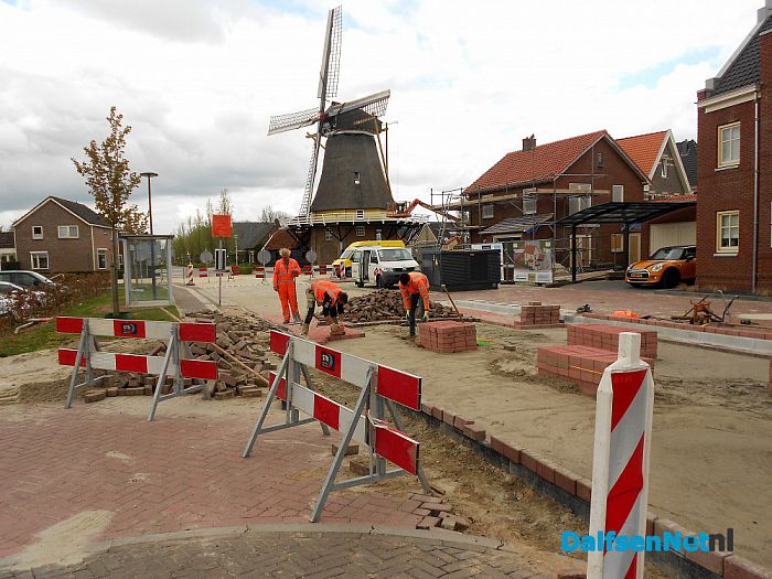 De straat ligt er weer bijna in