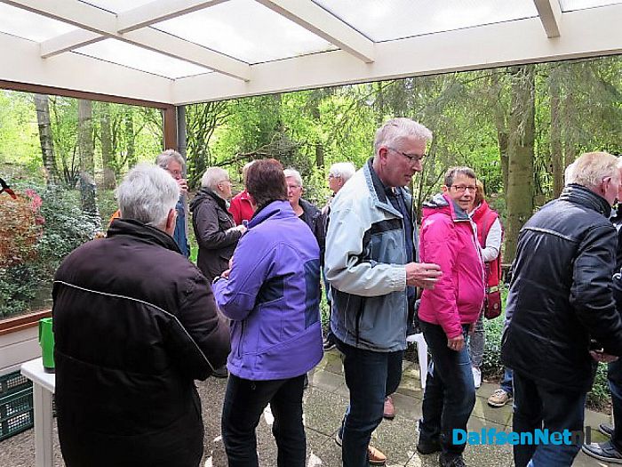 Oranjefeest in Hoonhorst loopt heel voorspoedig - Foto: Wim
