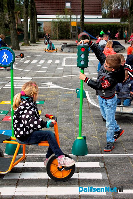 Bonte Stegge : blij vernieuwingen schoolplein - Foto: Ingezonden foto