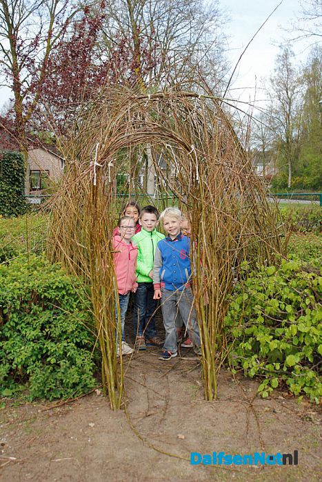 Bonte Stegge : blij vernieuwingen schoolplein - Foto: Ingezonden foto