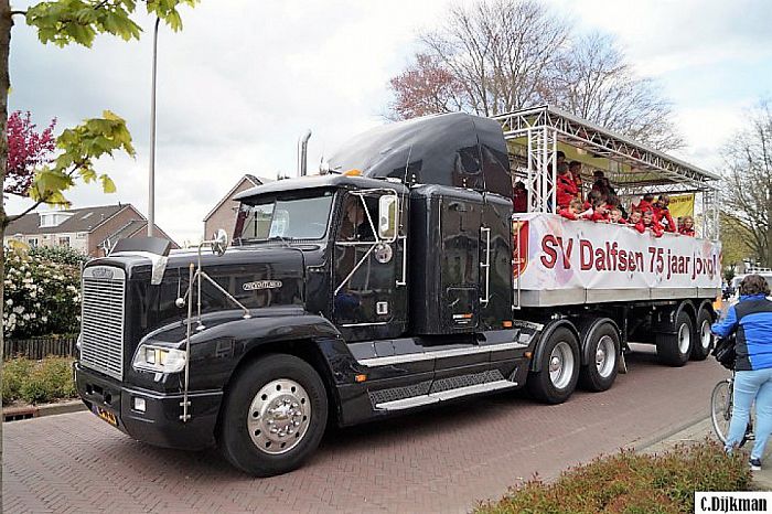 SVD truck Koningsdag - Foto: Eigen geleverde foto