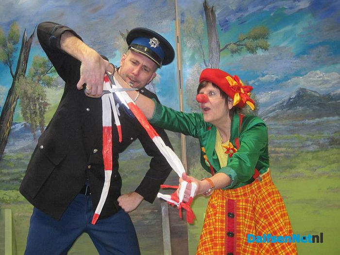 In het theater voor de kinderen: Zing mee met Bob en Bella! - Foto: Ingezonden foto