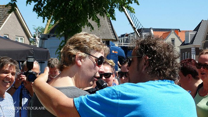 Kats uut de plaat goan! Bij de Bökkers op Damovo   