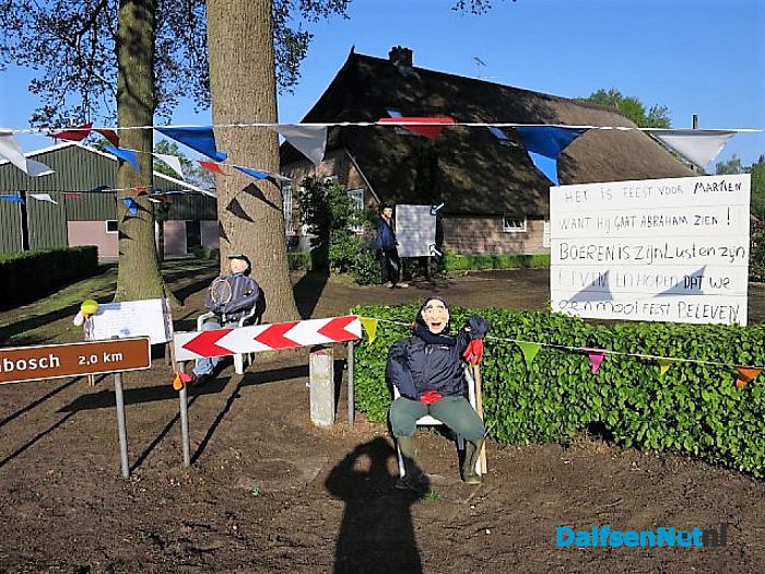 Martien hoort er nu ook echt bij - Foto: Wim