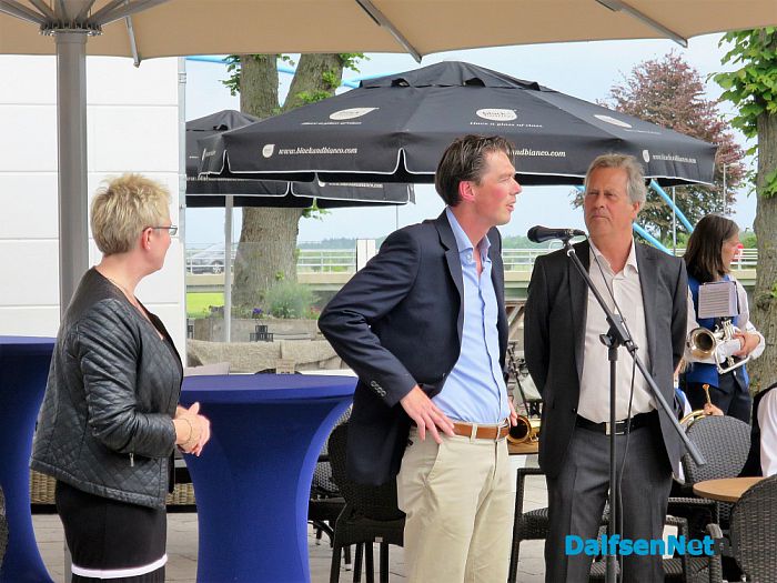 Fontein Waterfront Dalfsen in gebruik gesteld - Foto: Wim