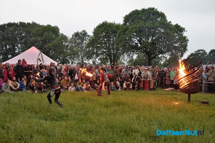 The Living Village Festival ceremonieel geopend - Foto: Johan Bokma