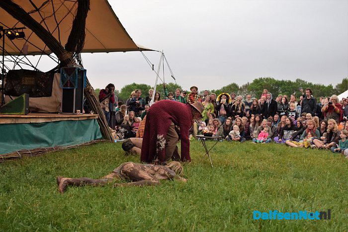 The Living Village Festival ceremonieel geopend - Foto: Johan Bokma