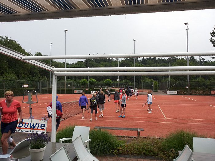 Dames tennis toernooi - Foto: Eigen geleverde foto