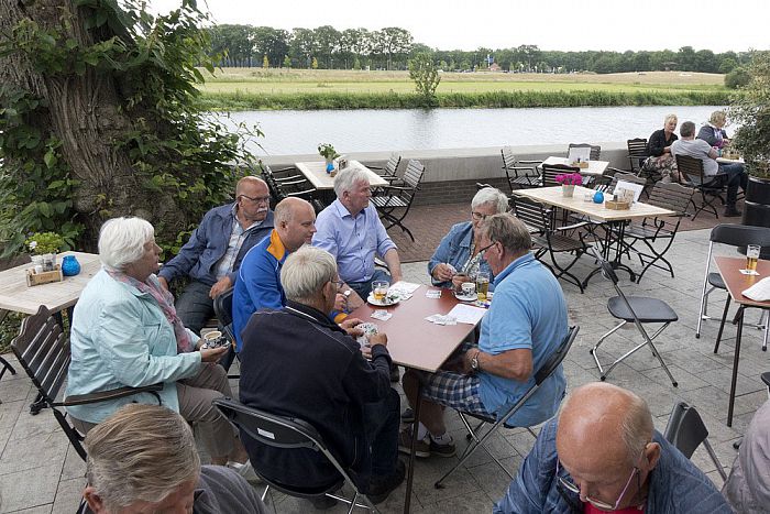 Kaartavond aan de kade - Foto: Geert Bistervels