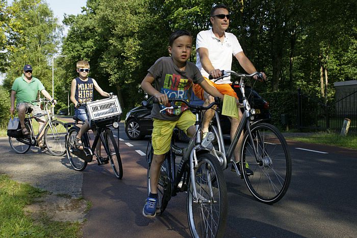 Dag 1: fiets3daagse Dalfsen - Foto: Paul Scholten