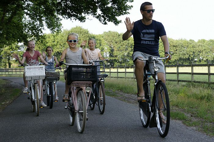 Dag 1: fiets3daagse Dalfsen - Foto: Paul Scholten