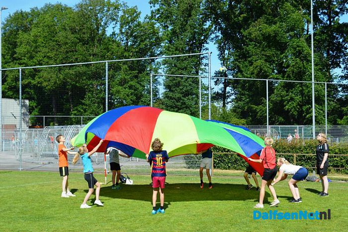Zonnige sportdag in Lemelerveld - Foto: Ingezonden foto