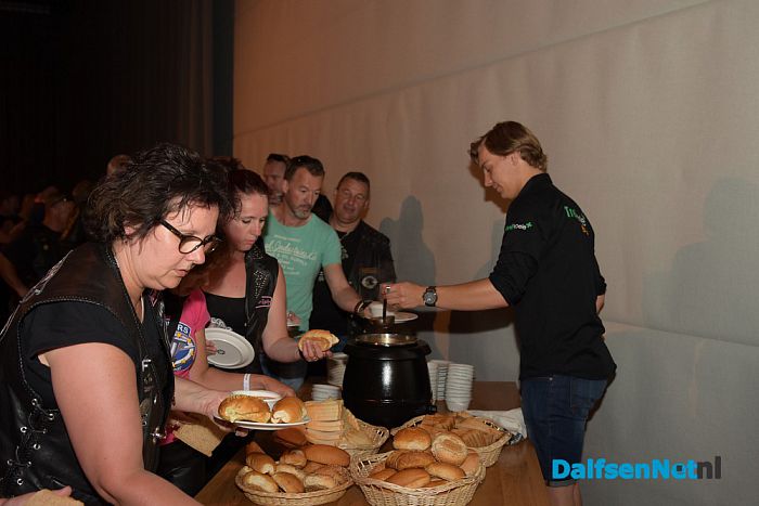 Lunch met Stuwzangers voor Star-riders Holland in de Trefkoele Plus - Foto: Johan Bokma