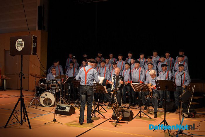 Lunch met Stuwzangers voor Star-riders Holland in de Trefkoele Plus - Foto: Johan Bokma