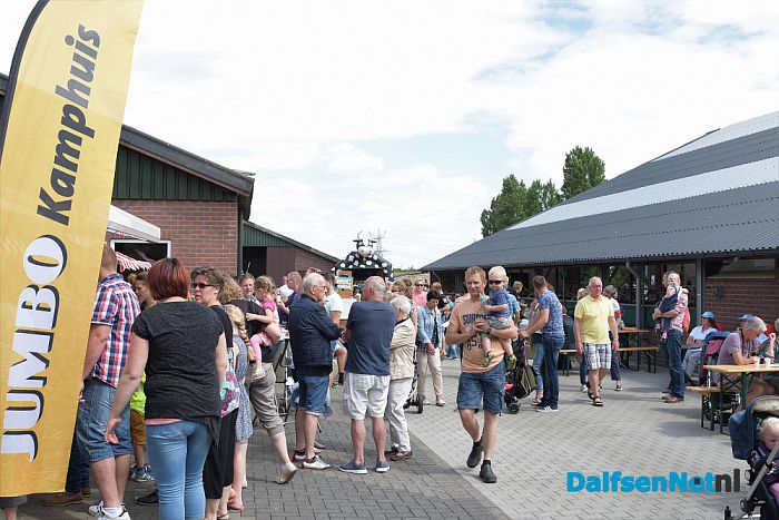Campina Open Boerderijdag bij familie Hartkamp - Foto: Johan Bokma