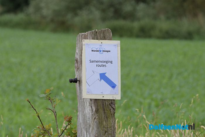 Wandel 3 daagse 1e dag. (Foto update) - Foto: Johan Bokma