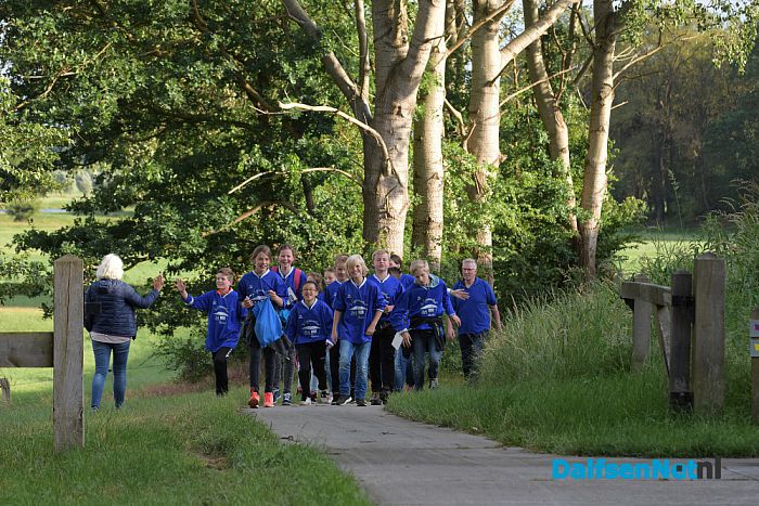 Wandel 3 daagse 1e dag. (Foto update) - Foto: Johan Bokma