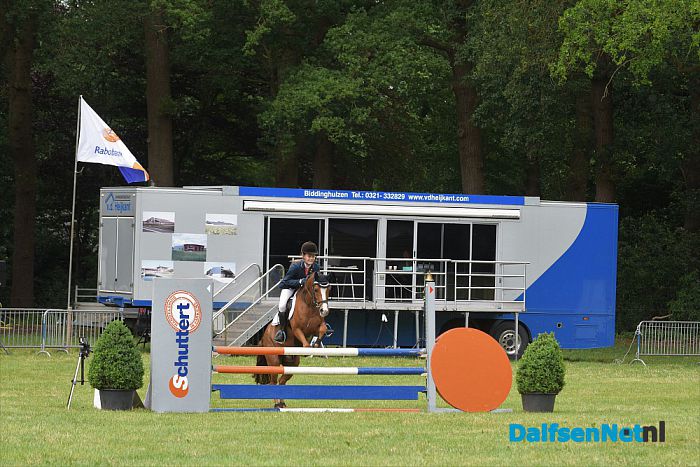 Prachtige tweede dag van het concours van Rijvereniging de Heideruiters. - Foto: Johan Bokma