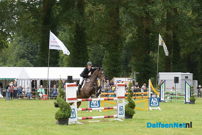 Prachtige tweede dag van het concours van Rijvereniging de Heideruiters. - Foto: Johan Bokma