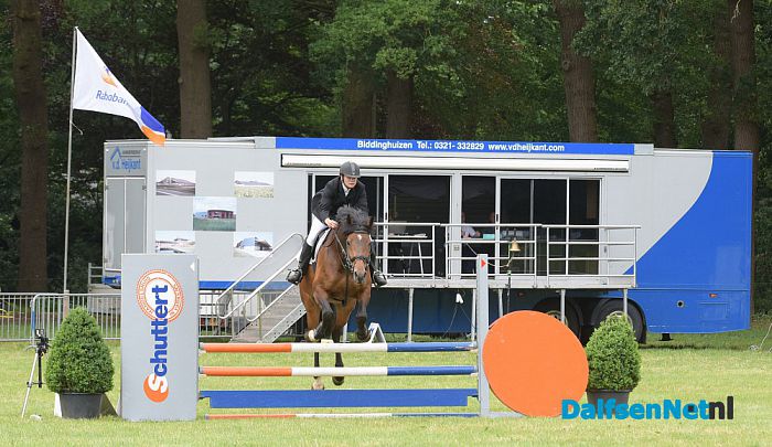 Prachtige tweede dag van het concours van Rijvereniging de Heideruiters. - Foto: Johan Bokma