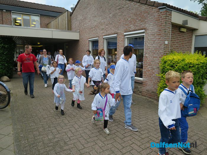 Kabouter wandel 1daagse vanavond - Foto: Wim