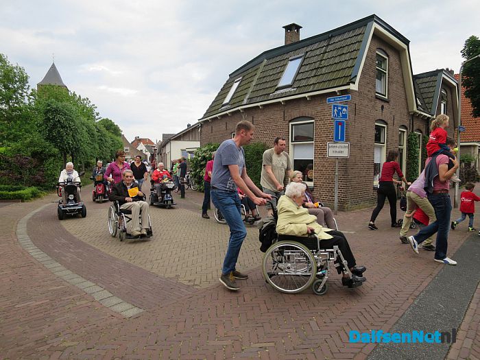 Kabouter wandel 1daagse vanavond - Foto: Wim