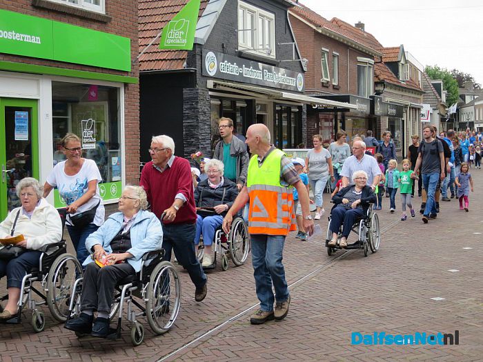 Kabouter wandel 1daagse vanavond - Foto: Wim