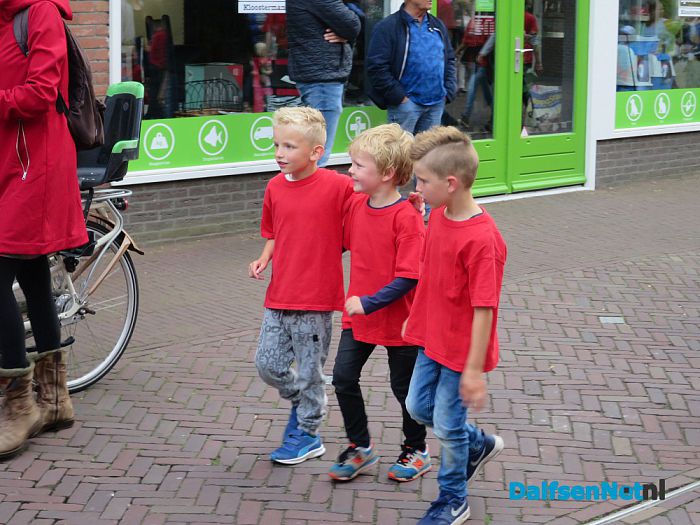 Kabouter wandel 1daagse vanavond - Foto: Wim