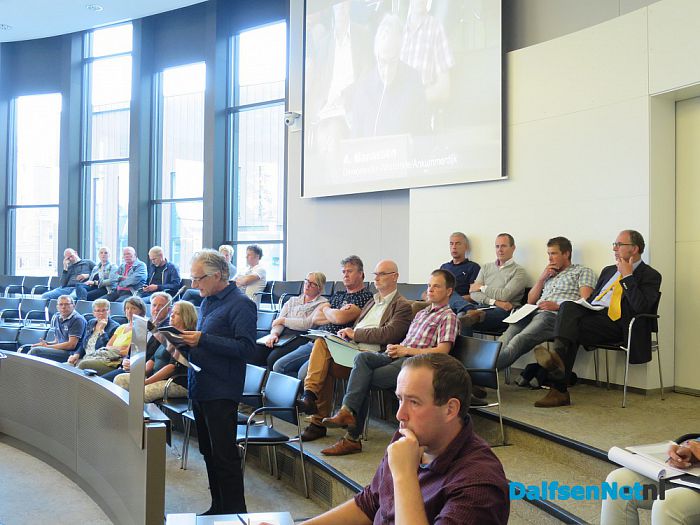 Veel insprekers op commissievergadering - Foto: Wim
