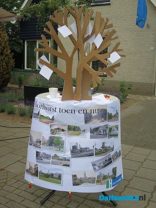 Braderie Hoonhorst om 9 uur begonnen - Foto: Wim