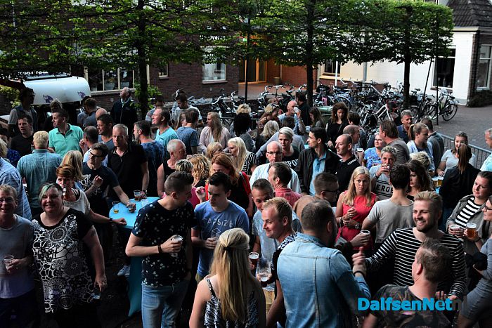 1e Blauwebogendag afgesloten met Nikx bij Nikki’s - Foto: Johan Bokma