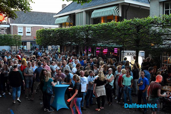 1e Blauwebogendag afgesloten met Nikx bij Nikki’s - Foto: Johan Bokma