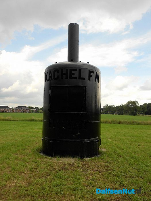 De FM kachel stiet er al weer