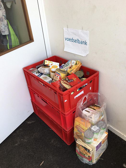 12 kratten boodschappen voedselbank - Foto: Eigen geleverde foto