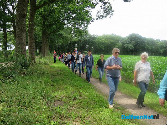 Wandeling naar schapen groot succes - Foto: Wim