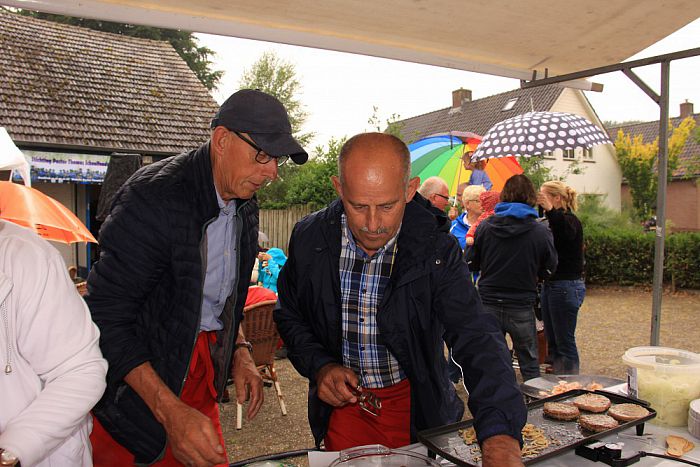 Hartelijk Dank namens Pastor Thomas - Foto: Eigen geleverde foto