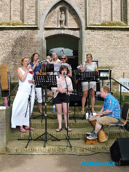 Openlucht Sing-in - Foto: Ingezonden foto
