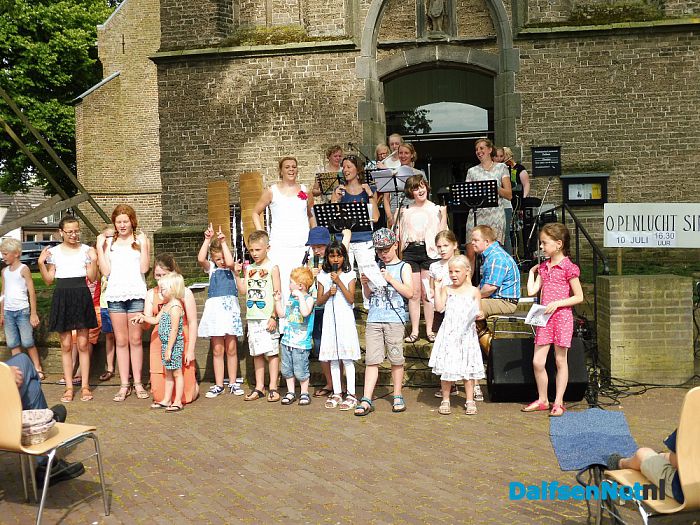 Openlucht Sing-in Dalfsen - Foto: Ingezonden foto