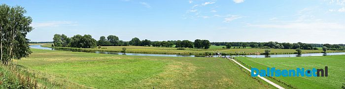 Met het Pontje Hessum over de Vecht - Foto: Johan Bokma