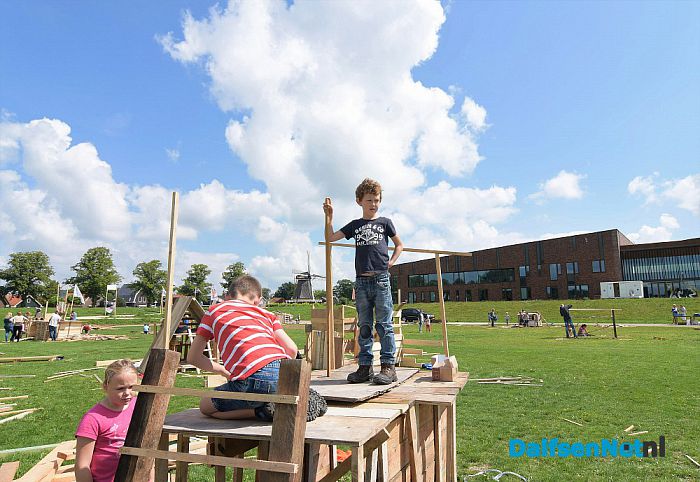 Dag twee van de timmerweek in Dalfsen - Foto: Johan Bokma
