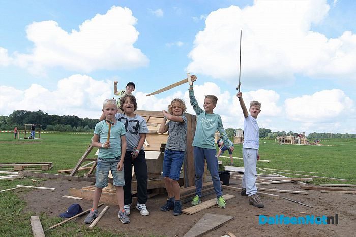 Dag twee van de timmerweek in Dalfsen - Foto: Johan Bokma