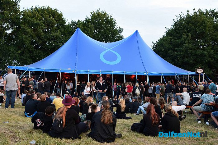 Stagediven tijdens zevende editie Stone Rock - Foto: Johan Bokma