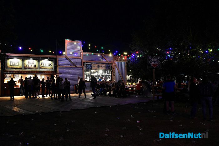 Stagediven tijdens zevende editie Stone Rock - Foto: Johan Bokma