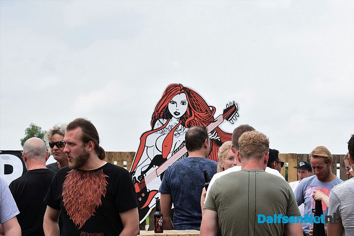 Stagediven tijdens zevende editie Stone Rock - Foto: Johan Bokma