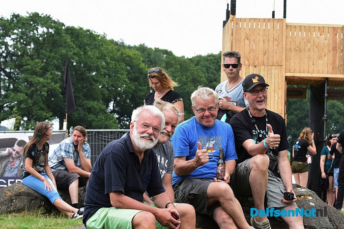 Stagediven tijdens zevende editie Stone Rock - Foto: Johan Bokma
